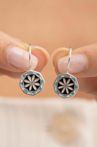 Anadolu Motifli Mineli Elişi Gümüş Küpe 5916