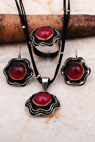 Lal Taşlı Çiçek Modeli Elişi Gümüş Set 2246