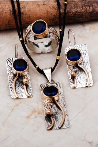 Safir Taşlı Çekiç Dövme Elişi Gümüş Set 2257