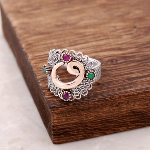 Vav Harfli Telkari İşlemeli Gümüş Yüzük 2512