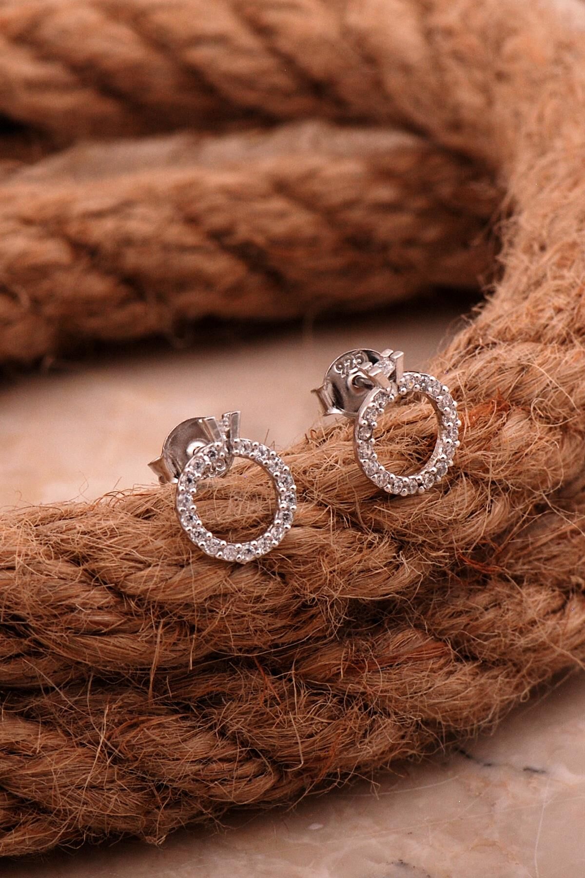 Tektaş Mini Rodyumlu Gümüş Küpe 6203