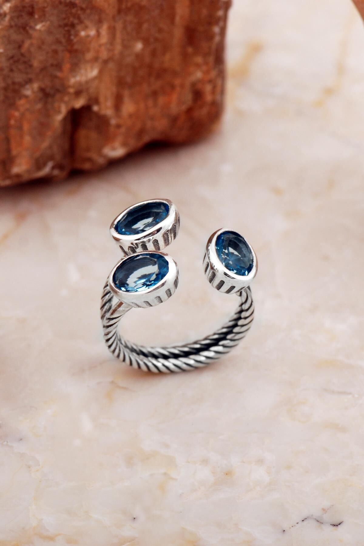 Akuamarin Taşlı El Sarması Üç Başlı Gümüş Yüzük 5821