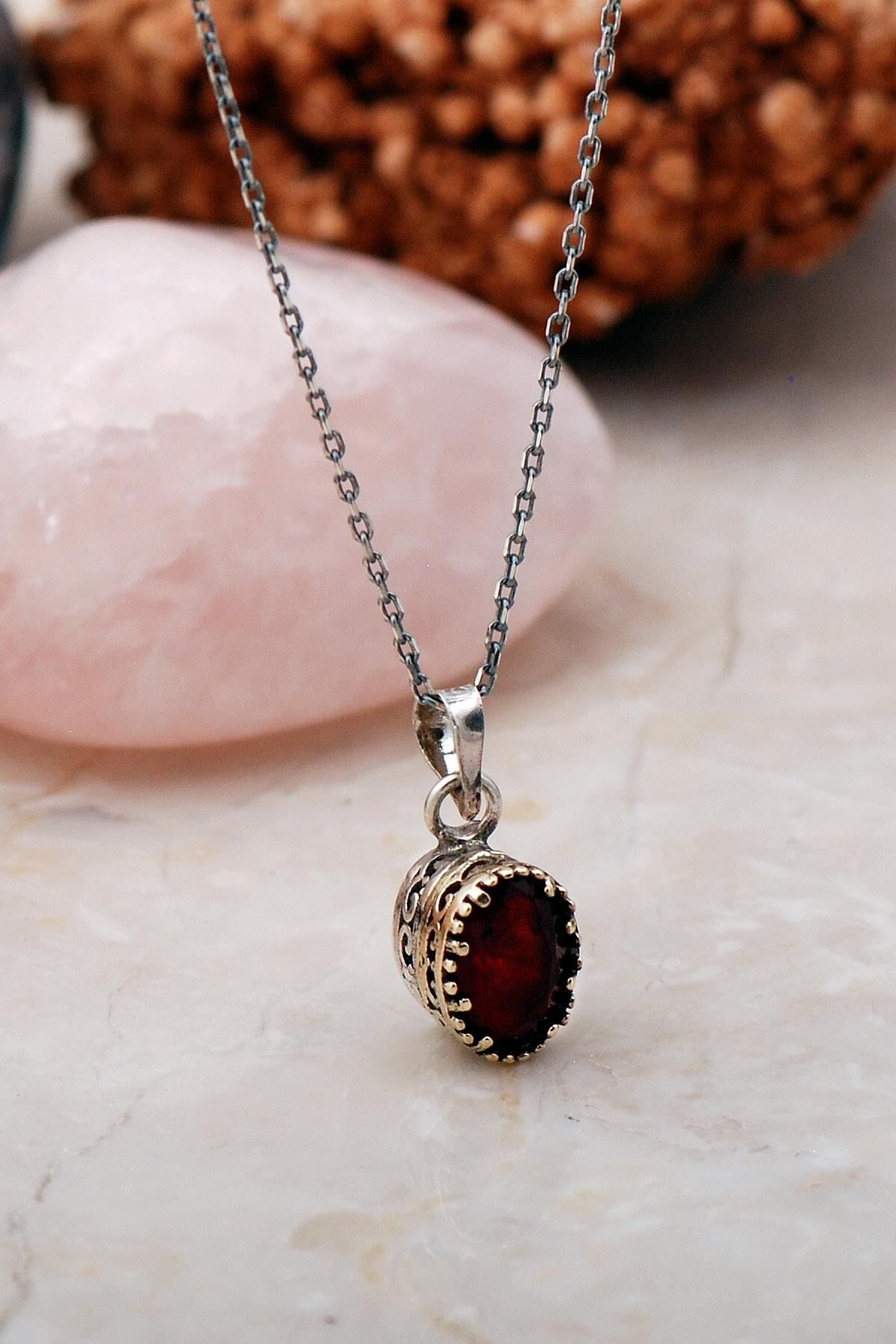 Kök Yakut Taşlı Elişi Gümüş Kolye 6815