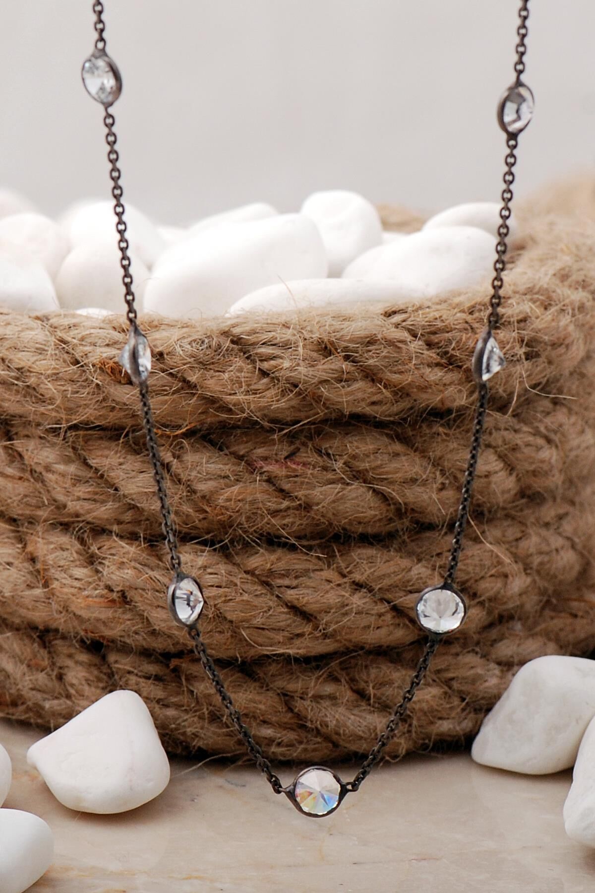 Sıra Taşlı Rodajlı Choker Gümüş Kolye 7468