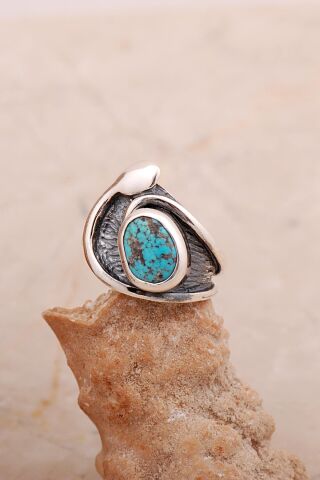 Turkuaz Taşlı Elişi Tasarım Çekiç Dövme Gümüş Yüzük 5829