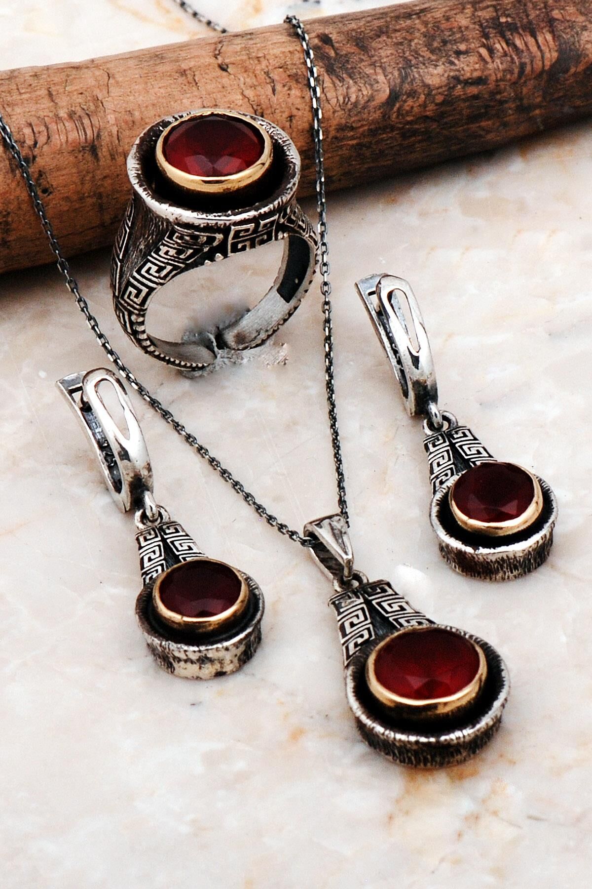 Yakut Taşlı Tasarım Elişi Gümüş Set 2274