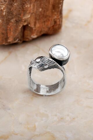 İnci Taşlı Çekiç Dövme Elişi Tasarım Gümüş Yüzük 5831