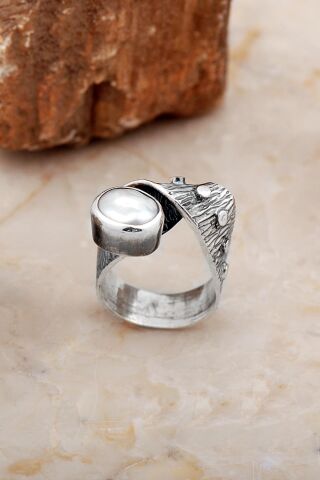 İnci Taşlı Çekiç Dövme Elişi Tasarım Gümüş Yüzük 5831