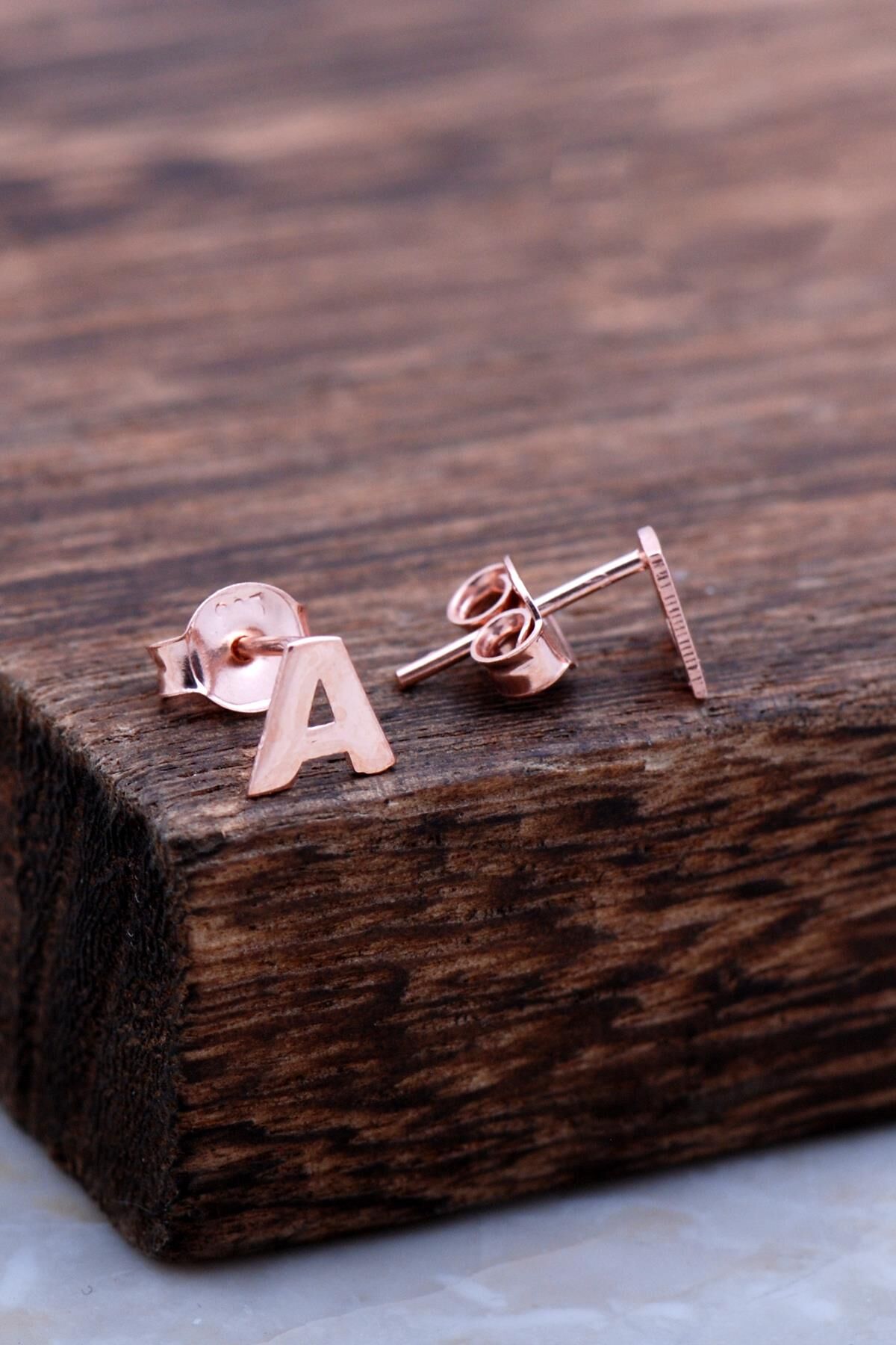 A Harfi Rose Gümüş Küpe 5945