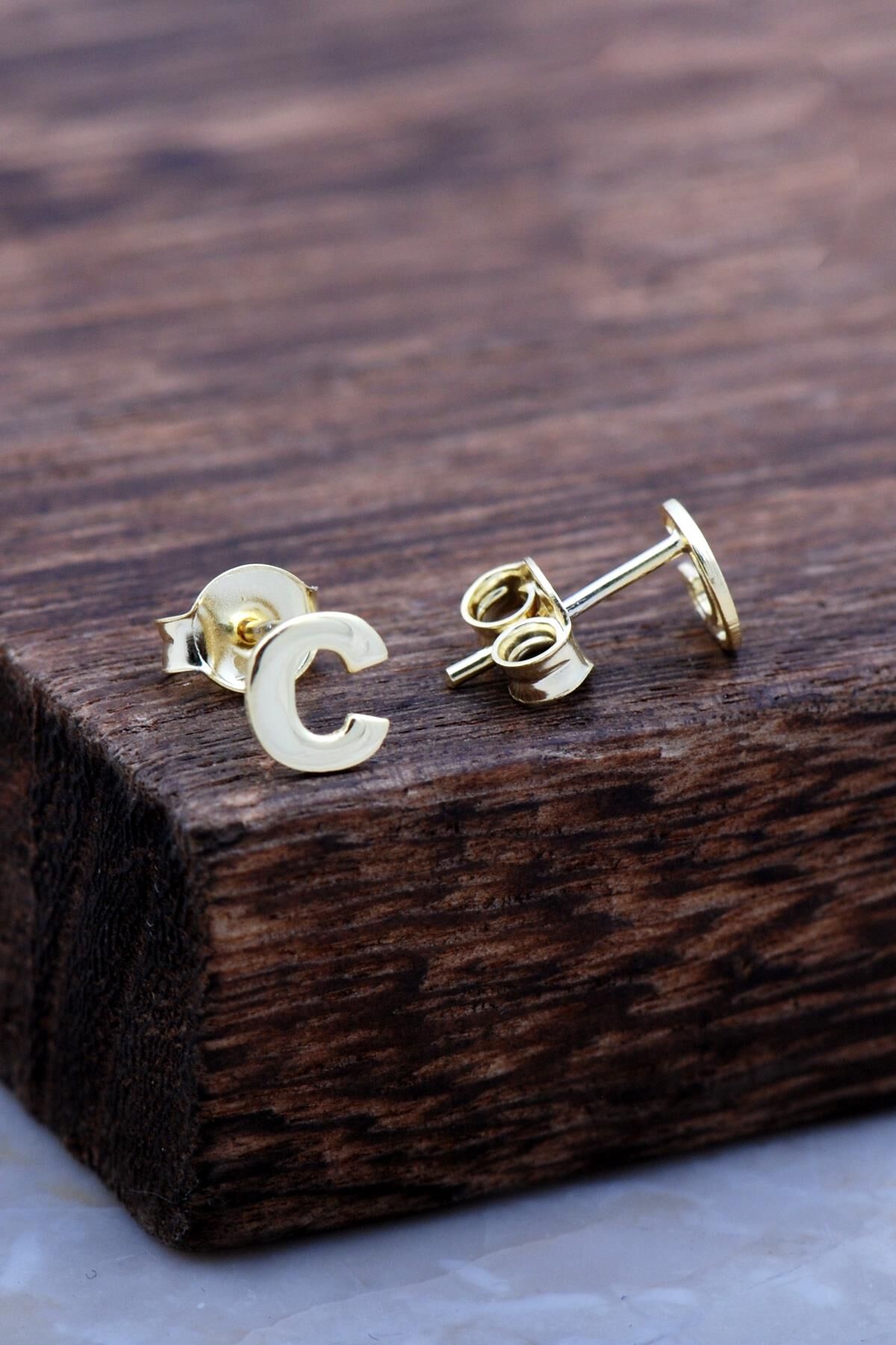 C Harfi Altın Kaplama Gümüş Küpe 5950