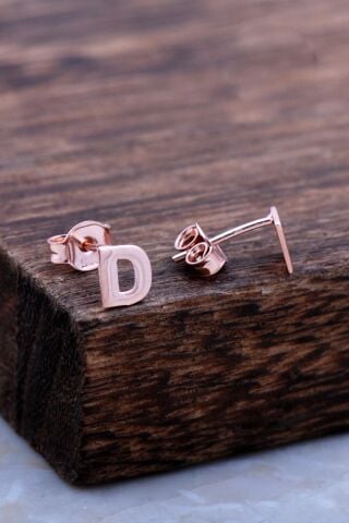 D Harfi Rose Gümüş Küpe 5954