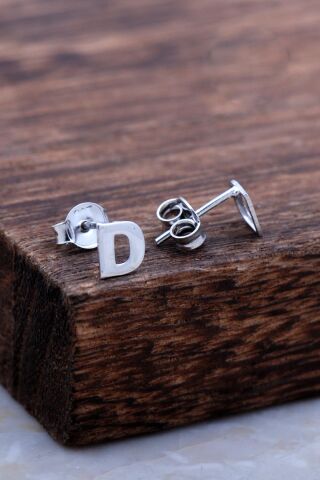 D Harfi Rodyumlu Gümüş Küpe 5955