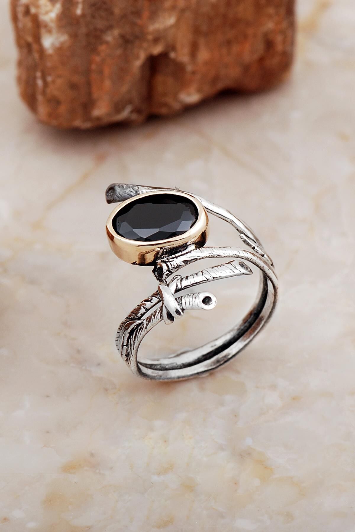 Oniks Taşlı Sarmaşık Tasarım Gümüş Yüzük 5854