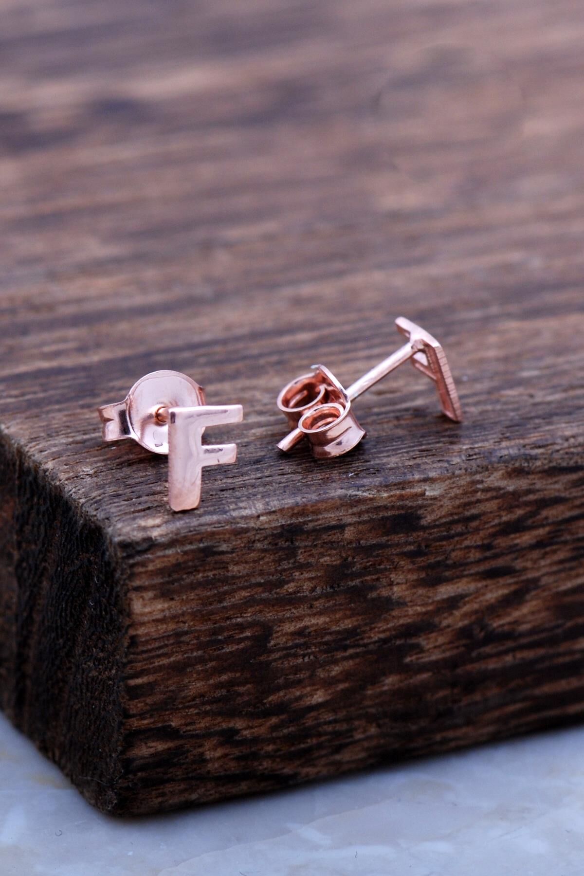 F Harfi Rose Gümüş Küpe 5960