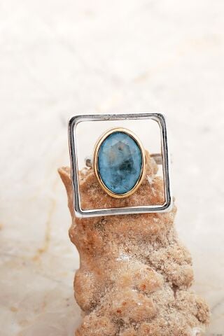 Mavi Paraiba Taşlı Tasarım Kare Gümüş Yüzük 5858