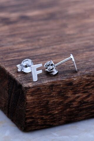 F Harfi Rodyumlu Gümüş Küpe 5961