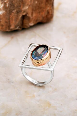 Mistik Topaz Taşlı Tasarım Kare Gümüş Yüzük 5860