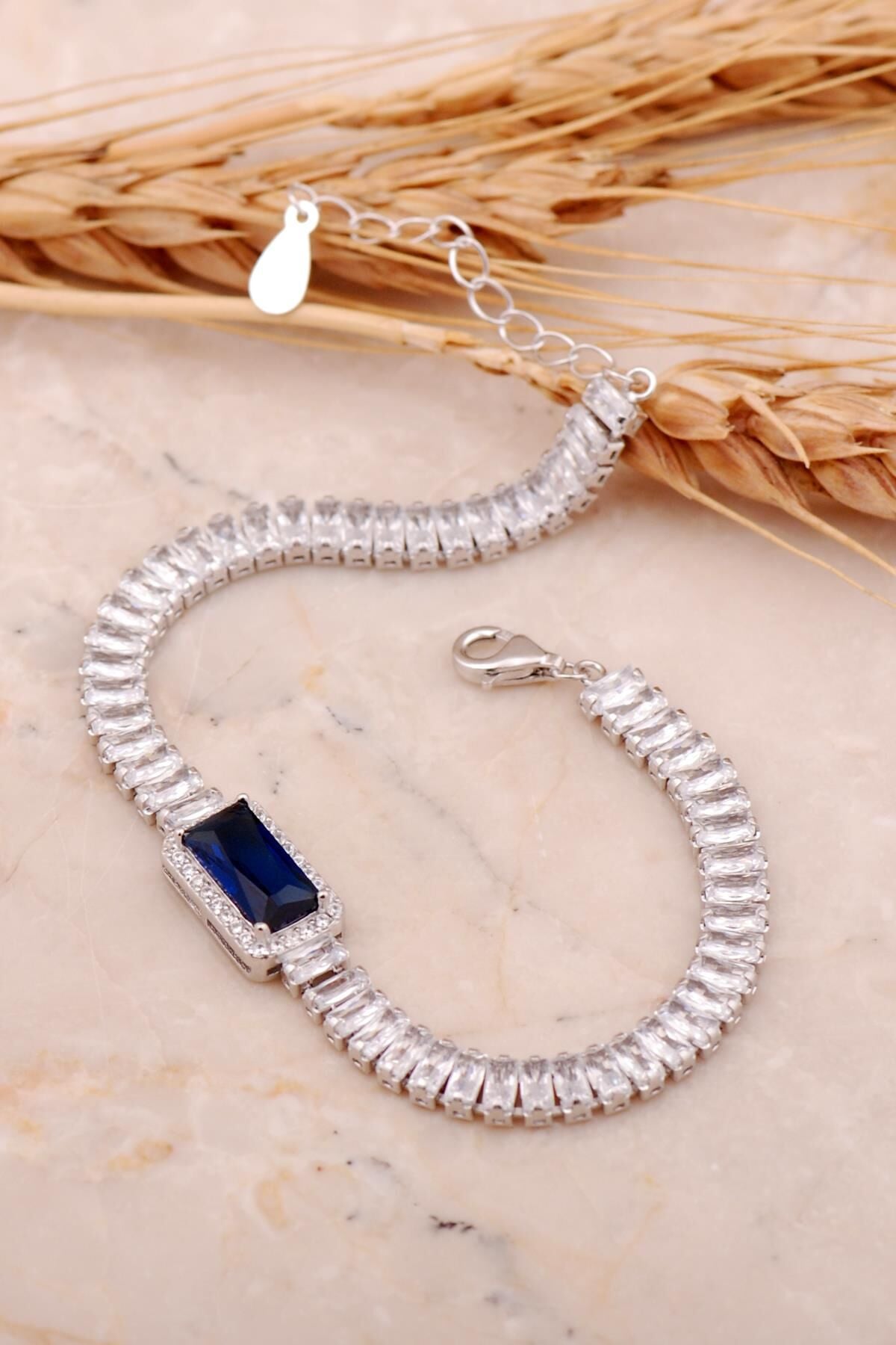 Safir Taşlı Baget Rodyumlu Gümüş Bileklik 4485