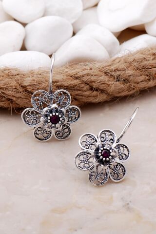 Yakut Taşlı Çiçekli Telkari Elişi Gümüş Küpe 5785