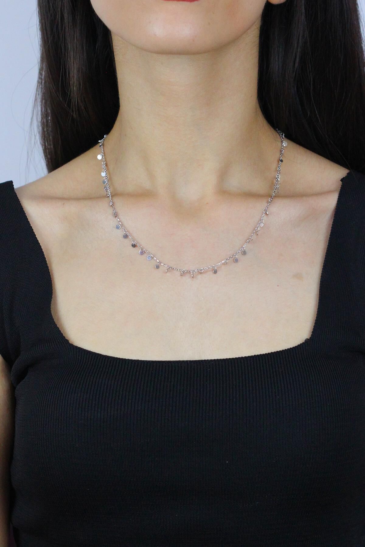 Pullu Rodyumlu Gümüş Choker Kolye 7263