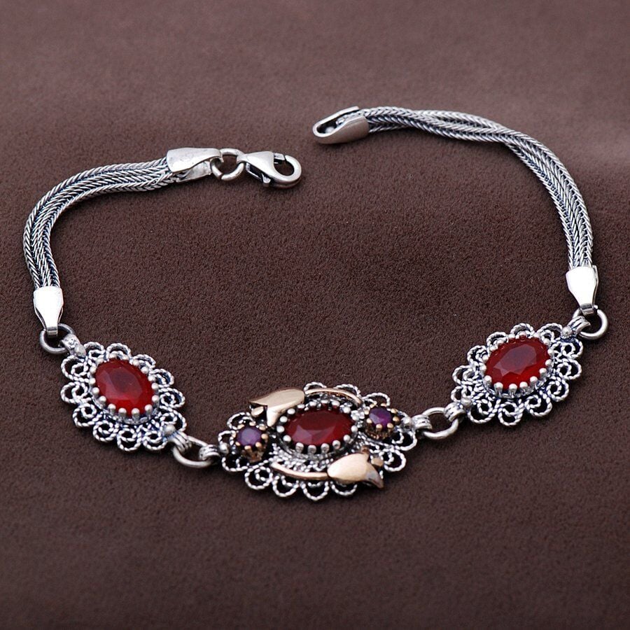 Telkari İşlemeli Kök Yakut Taşlı Lale Tasarımlı Gümüş Bileklik 1820