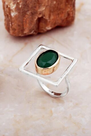 Kök Zümrüt Taşlı Tasarım Kare Gümüş Yüzük 5867