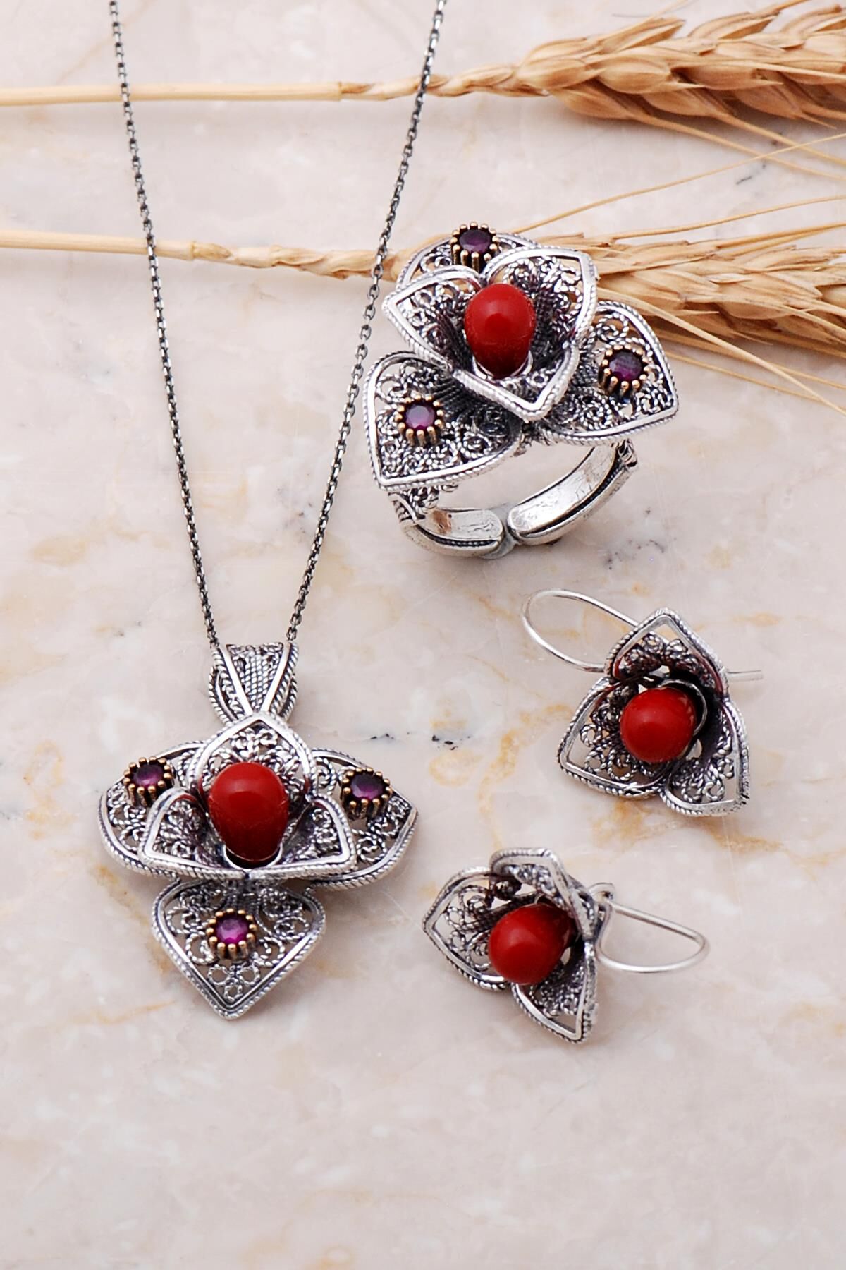 Mercan Taşlı Telkari İşlemeli Açelya Çiçeği Gümüş Set 1883