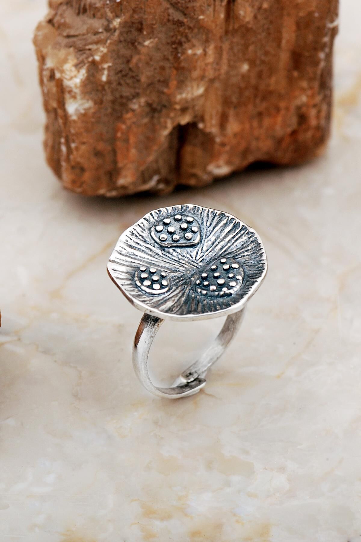 Çekiç Dövme Elişi Tasarım Gümüş Yüzük 5874