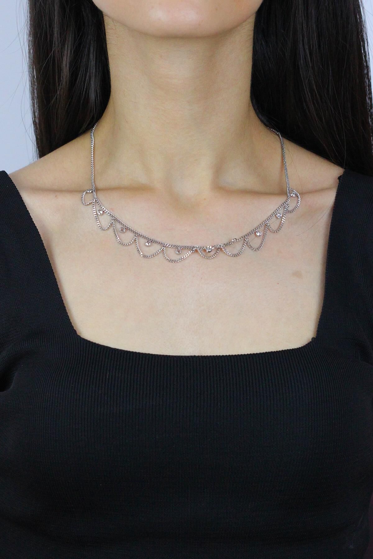 Taşlı Tasarım Rodyumlu Choker Gümüş Kolye 7271