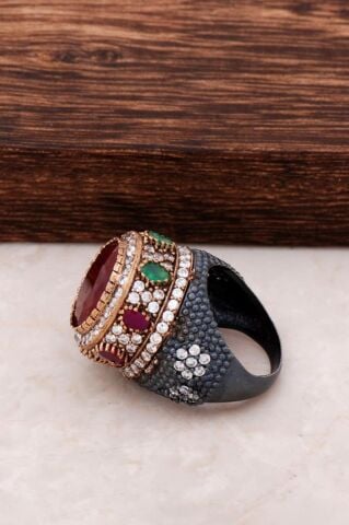 Kök Yakut Taşlı Gümüş Yüzük 40