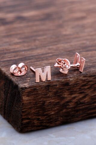 M Harfi Rose Gümüş Küpe 5981