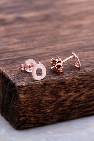 Ö Harfi Rose Gümüş Küpe 5990