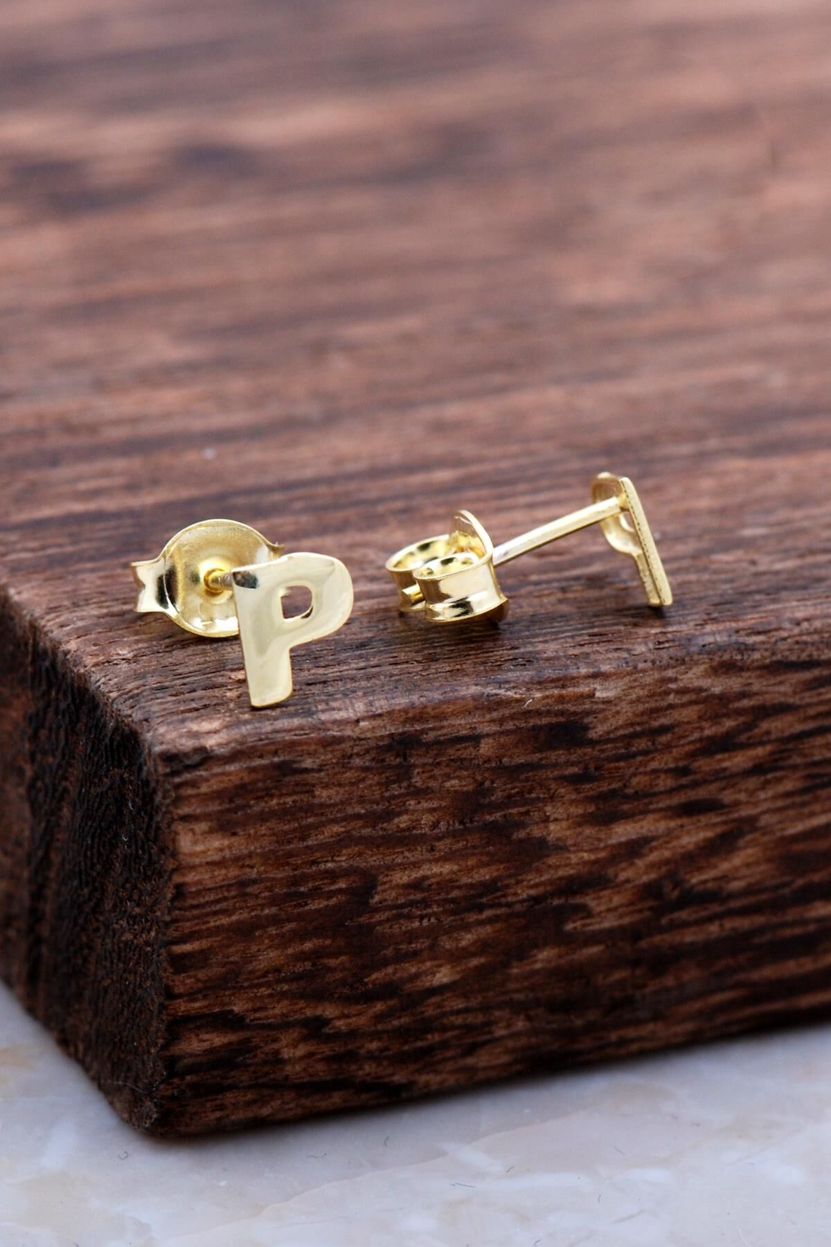 P Harfi Altın Kaplama Gümüş Küpe 5992