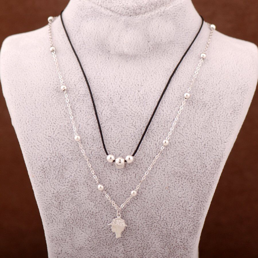 Cesur Kadın Figürlü Choker Gümüş Kolye 3450