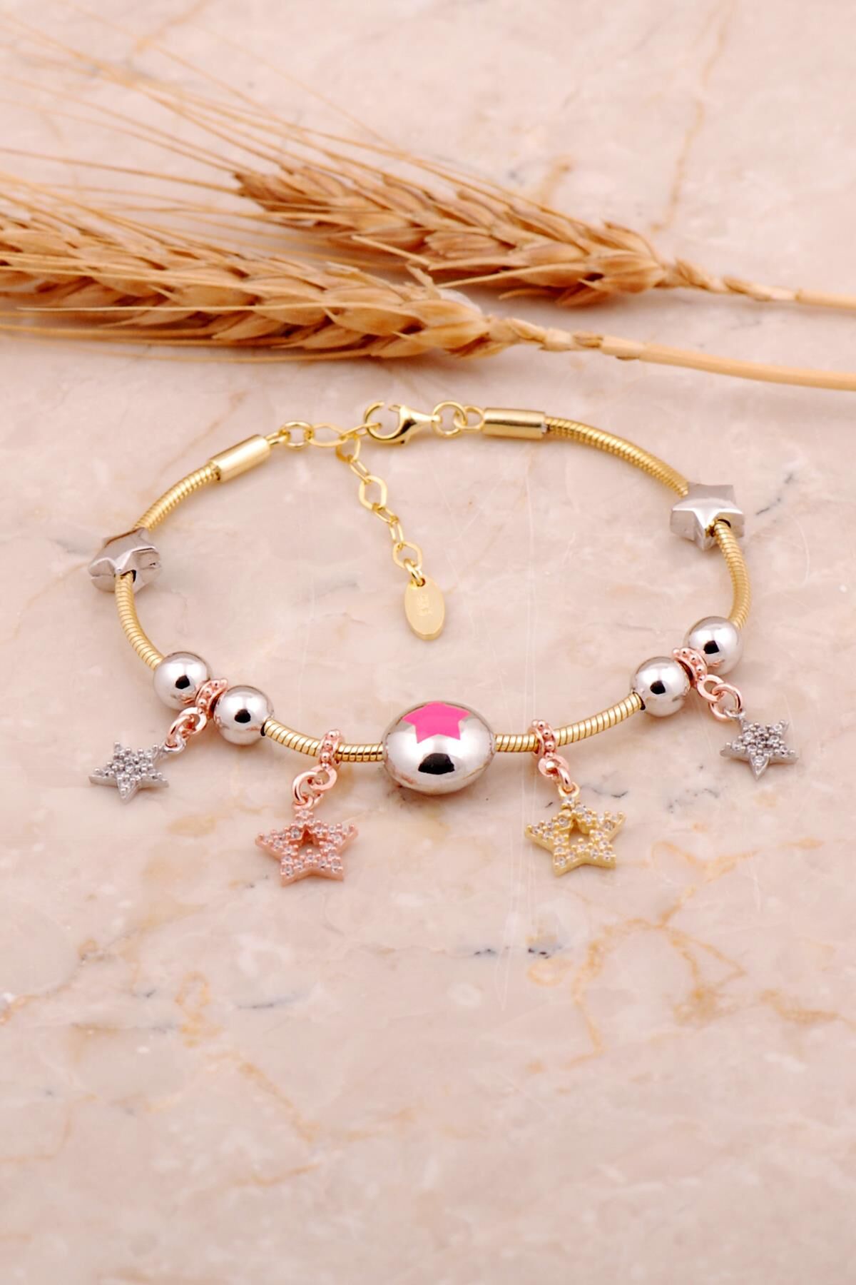 Pembe Mineli Yıldız Tasarımlı Gümüş Şans Bileklik 4500