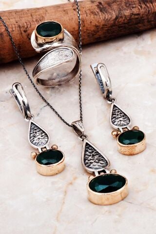 Kök Zümrüt Taşlı Tasarım Elişi Gümüş Set 2287
