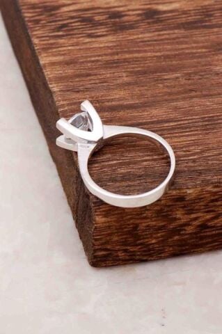 Tek Taş Tasarım Gümüş Yüzük 2679