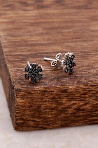 Safir Taşlı Kar Tanesi Tasarımlı Gümüş Küpe 4031