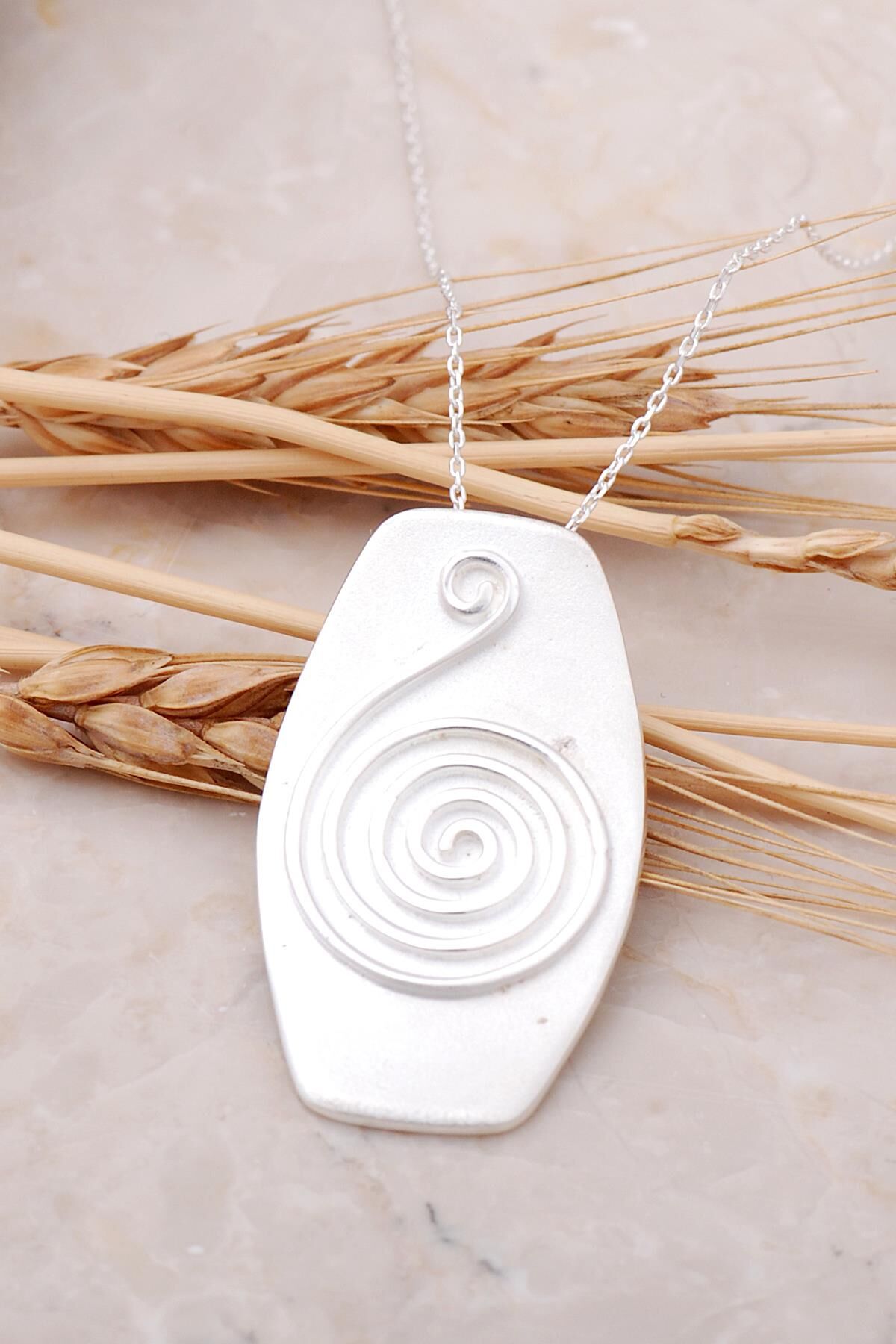 Salyangoz Tasarım Gümüş Kolye 7505