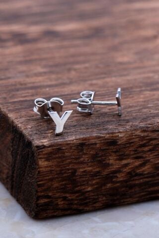 Y Harfi Rodyumlu Gümüş Küpe 6018