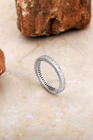 2 Mm Baget Taşlı İnce Rodyumlu Gümüş Yüzük 3770
