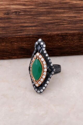 Kök Zümrüt Taşlı Gümüş Yüzük 67