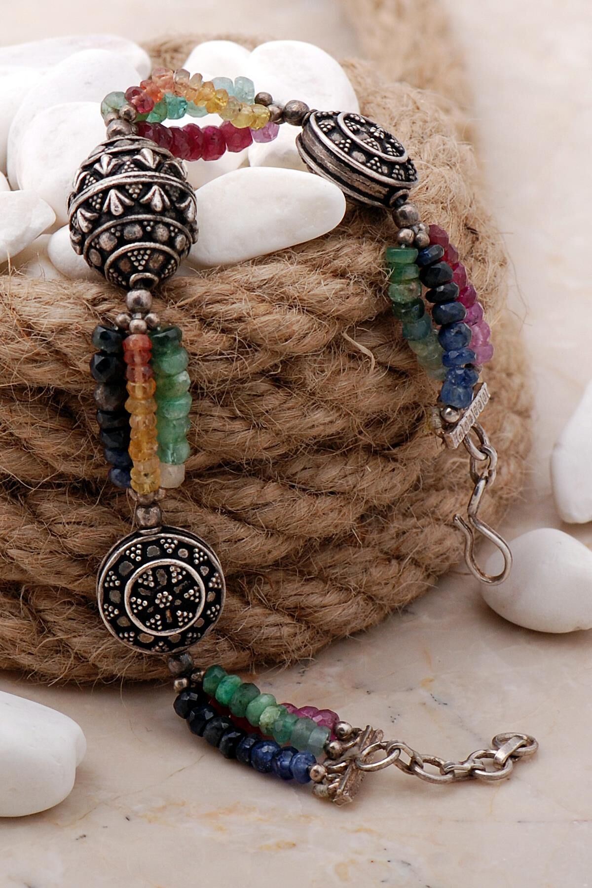 Yakut Zümrüt Safir Taşlı Dizgi Gümüş Bileklik 3895