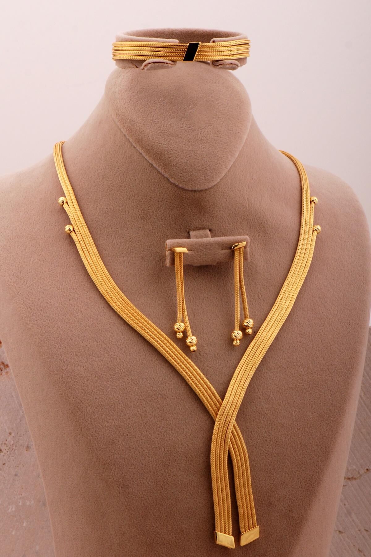 Hasır Dorissa Altın Kaplama Elişi Gümüş Set 2744