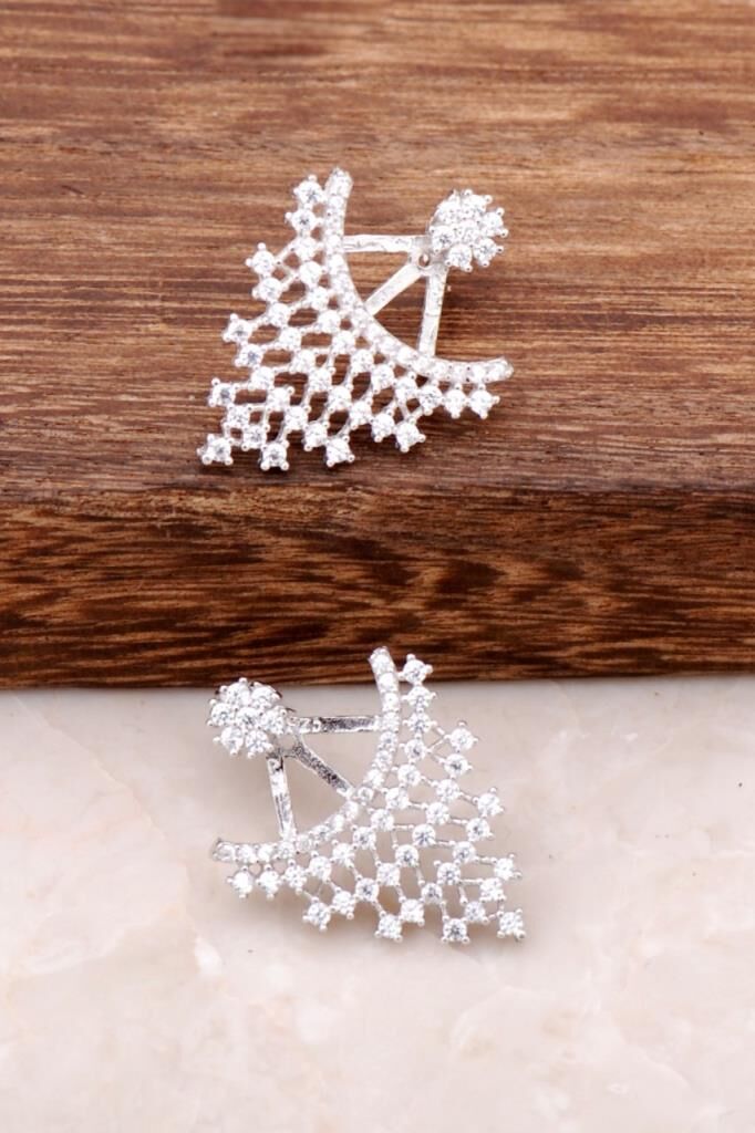 Zirkon Taşlı Tasarım Rodyumlu Gümüş Küpe 811