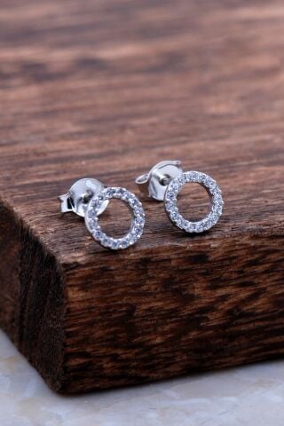 Halka Tamtur Beyaz Taşlı Rodyumlu Gümüş Küpe 6028