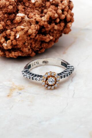 Pırlanta Model Tektaş Elişi Gümüş Yüzük 3176