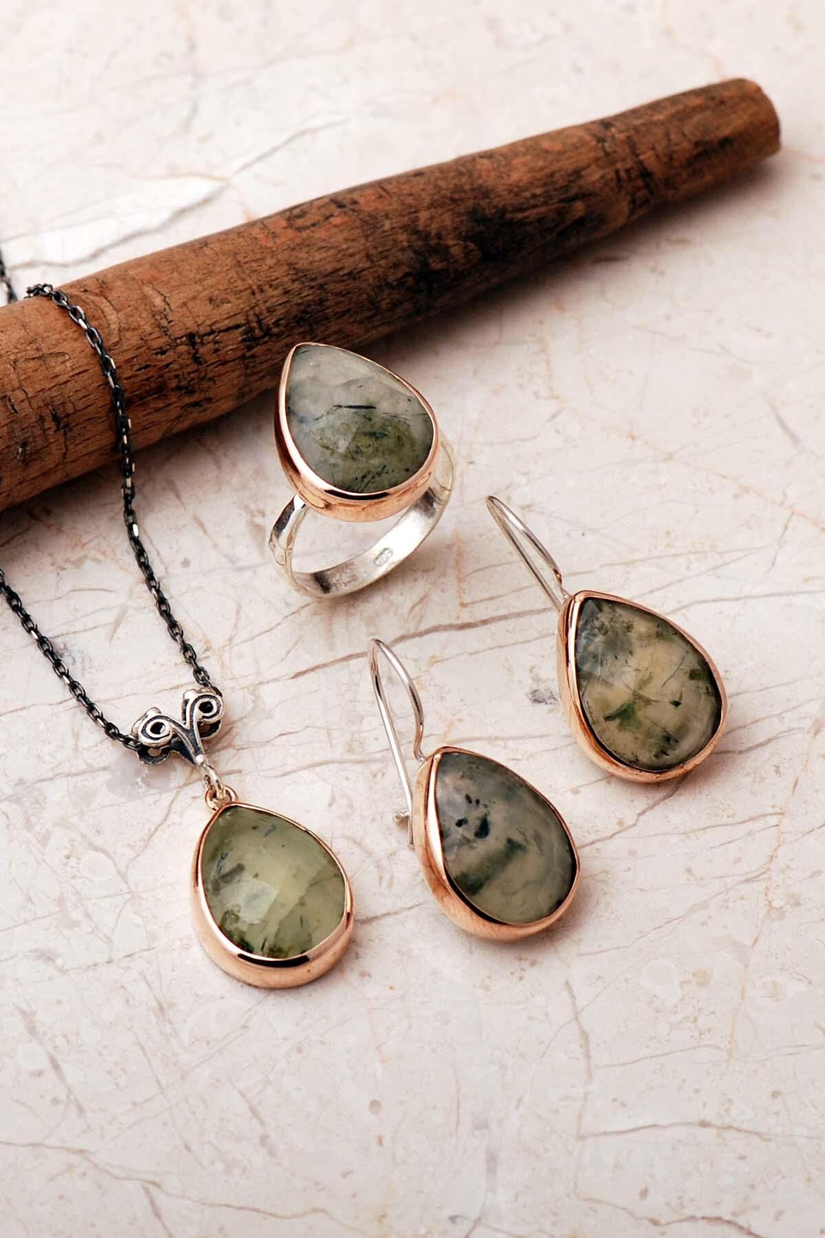 Taşlı Tasarım Elişi 925 Ayar Gümüş Damla Set 2863