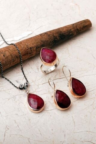 Taşlı Tasarım Elişi 925 Ayar Gümüş Damla Set 2863