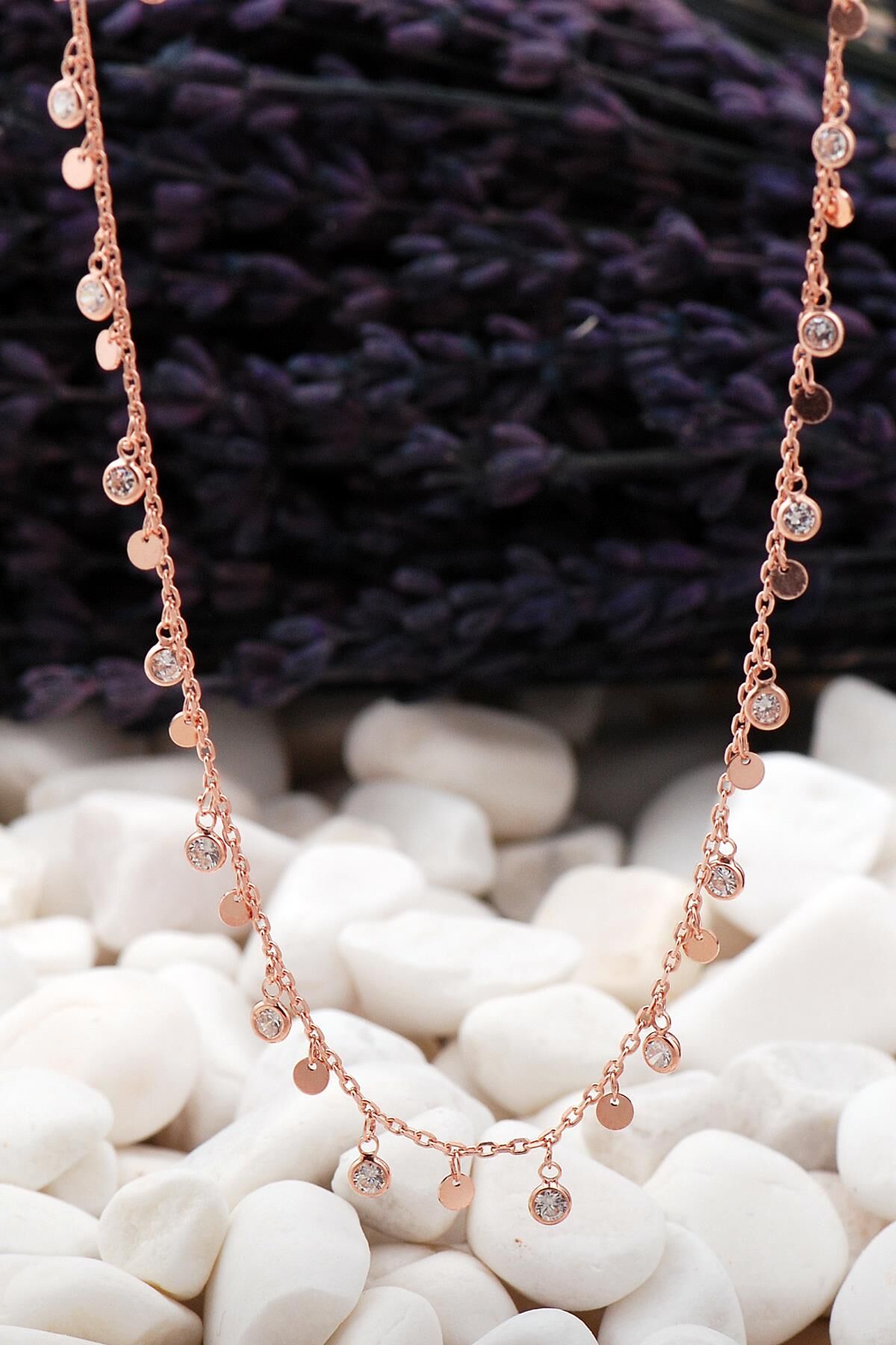 Sıra Taş ve Pullu Rose Gümüş Choker Kolye 09